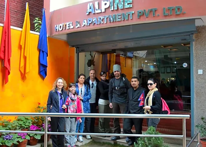 Alpine & 3*
